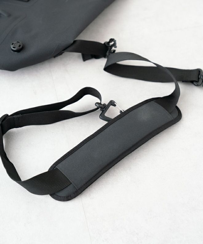 snow peakDry Boston Bag | nakota