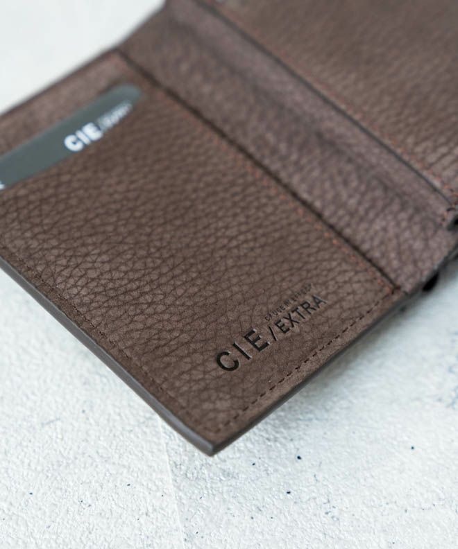 CIE FOLK COMPACT MIDDLE WALLET | nakota